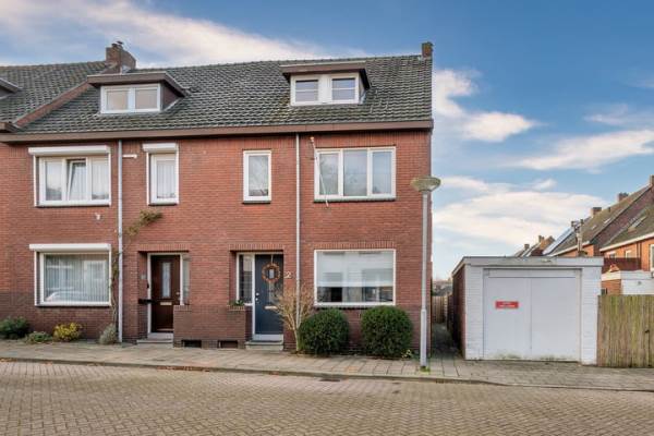 Woning Petrus Canisiusstraat 2 Venlo