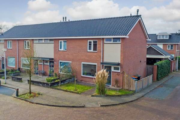 Woning Roemer Visscherstraat 2 Nijverdal