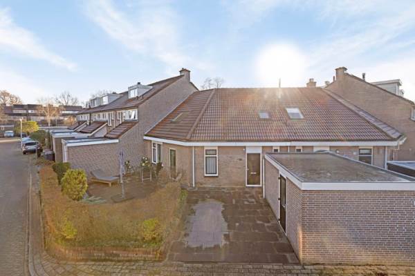 Woning Jachthoeve 37 Houten