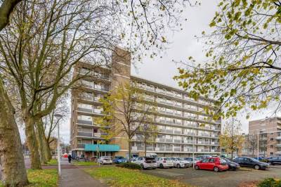 Woning Albert van Raalteplein 132 Schiedam