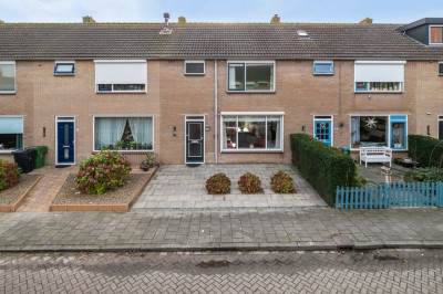 Woning van Almondestraat 30 Goudswaard