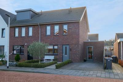 Woning Van Lunterenstraat 23 Almelo