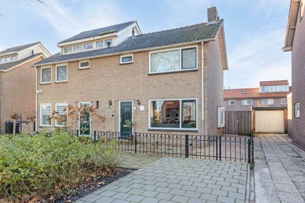 Woning Oranjeboomkade 16 Assendelft