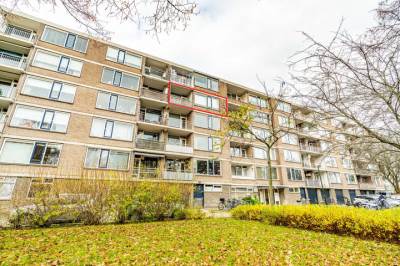 Woning Burgemeester Caan van Necklaan 252 Leidschendam