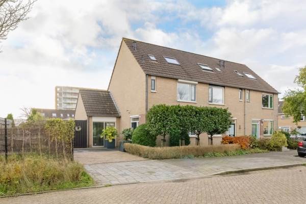 Woning Anna de Renessestraat 6 Heemskerk