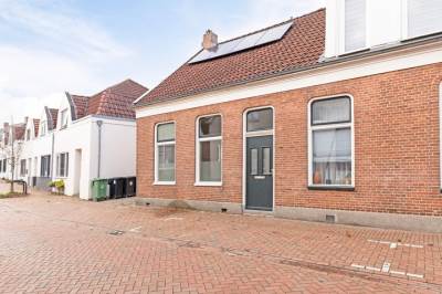 Woning Mr. Jan Freseman Viëtor-straat 14 Winschoten
