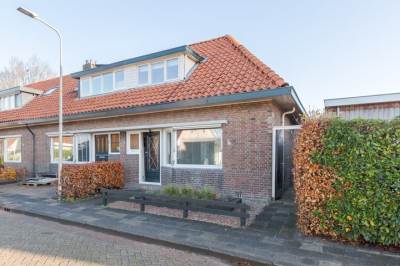 Woning W. M. Oppedijkstraat 1 IJlst