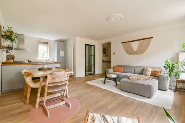 Woning Roggeveenstraat 143 Amsterdam