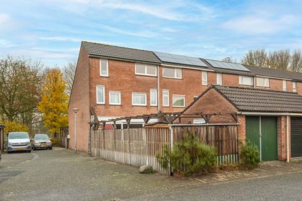 Woning Kerketuin 94 Zwaag