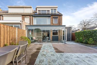 Woning van Baerlehof 76 Hendrik-Ido-Ambacht