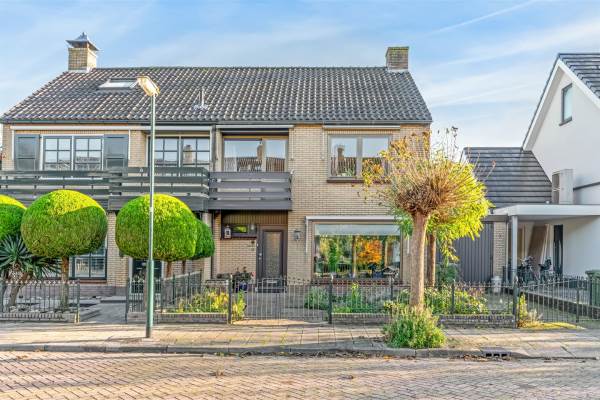 Woning Prins Willem-Alexanderweg 54 Houten