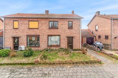 Woning Leeuwerikstraat 11 Reuver