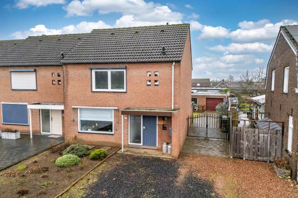 Woning Rijksweg 84 Velden