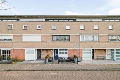 Woning Lucretia van Merkenstraat 43 Spijkenisse