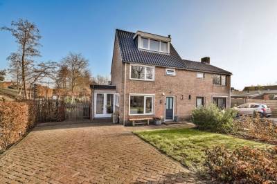 Woning Kerkweg 1 Aalsmeer