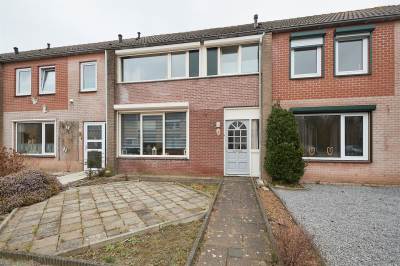 Woning Korenbloemstraat 4 Hoek
