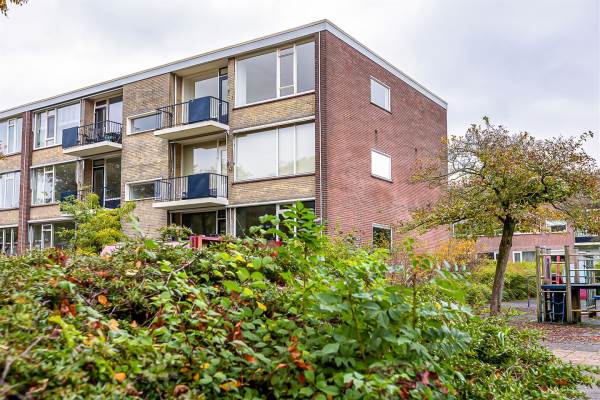Woning Abraham Kuyperlaan 54 Groningen