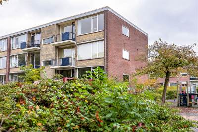 Woning Abraham Kuyperlaan 54 Groningen