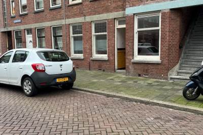 Woning Hoenderloostraat 130 Den Haag