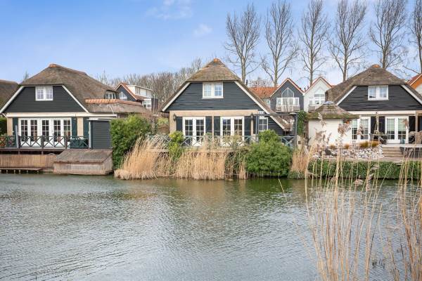 Woning Dieklaan 12 Middelharnis