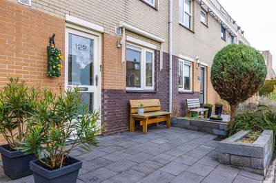 Woning Waardenburg 122 Hillegom