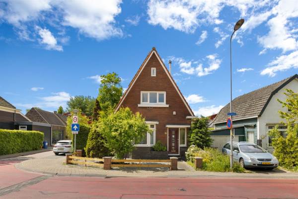 Woning Kerkbuurt 31 Oostzaan