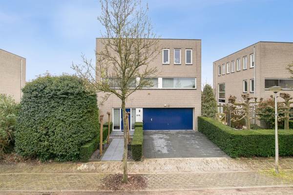 Woning Nienoordlaan 16 Spijkenisse