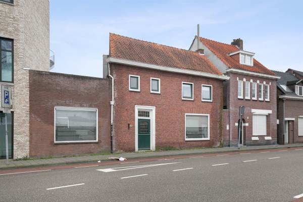 Woning Boulevard 18 Roosendaal