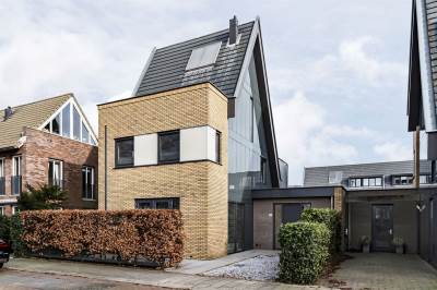 Woning Lakenhallen 16 Hoofddorp