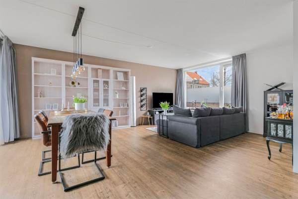 Woning Omslag 1 Meppel