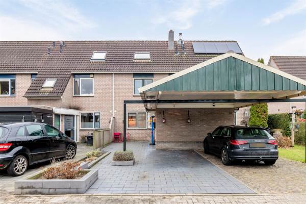 Woning Dr. Albert Schweitzerplein 28 Hardenberg