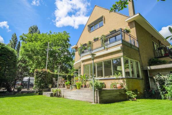 Woning Burgemeester Le Fèvre de Montignylaan 48 Rotterdam