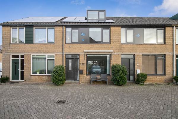 Woning Baarsveen 103 Spijkenisse