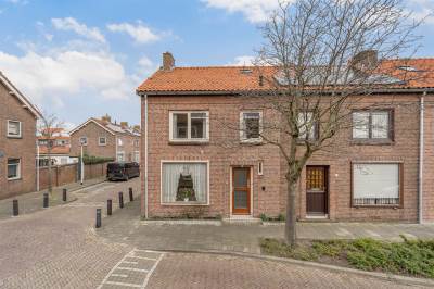 Woning Ahornstraat 13 Monster