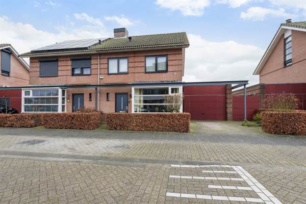 Woning Burgemeester Hoefnagelstraat 15 Vlijmen