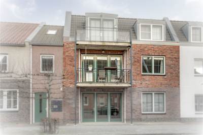 Woning Hoge Weere 77 Zwaag