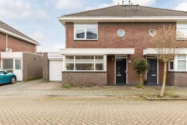 Woning Uiterwaard 24 Moordrecht