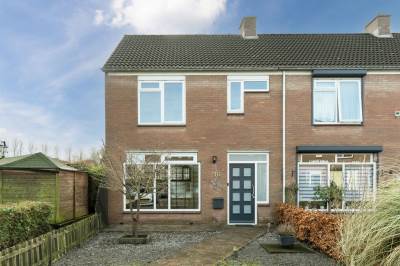 Woning Oosterzeel 16 Steenbergen (NB)