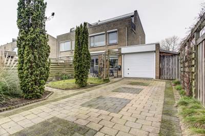 Woning Pompe van Meerdervoortsingel 15 Hendrik-Ido-Ambacht