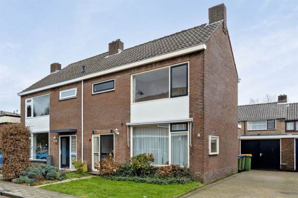 Woning Anjerstraat 16 Veenendaal - Oozo.nl