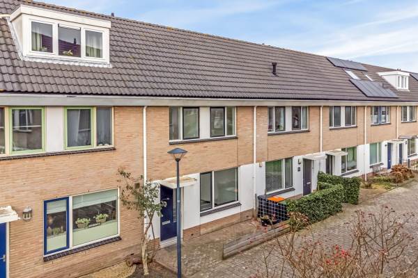 Woning Robert Stolzhof 258 Hoorn (NH)