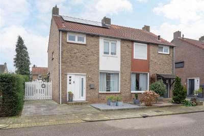 Woning Philips van Heinsbergstraat 3 Holtum