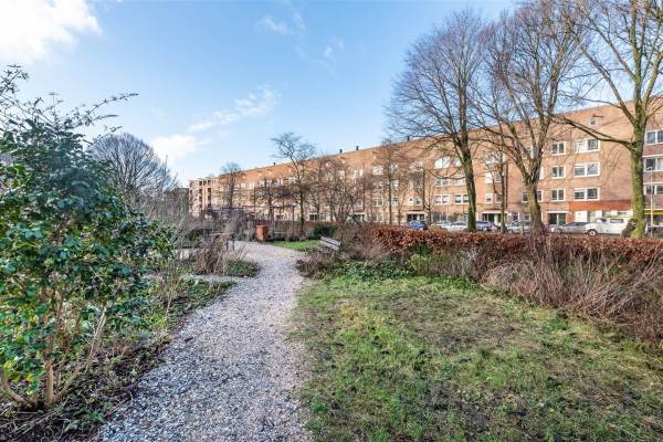 Woning Afrikanerplein 68 Amsterdam