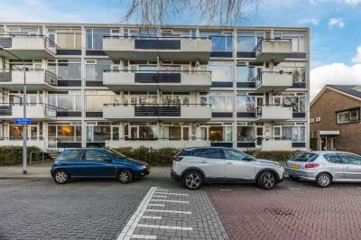 Woning Johan Willem Frisolaan 11 Voorschoten
