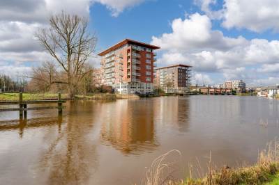 Woning De Oeverlanden 275 Purmerend