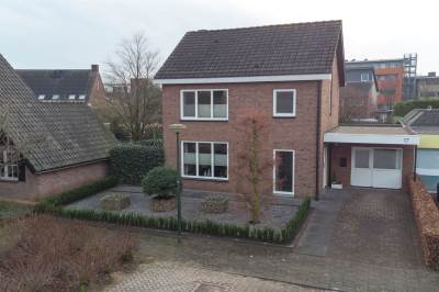 Woning de Bossen 17 Raamsdonksveer