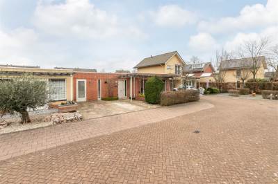 Woning Van der Linden-akker 3 Barendrecht
