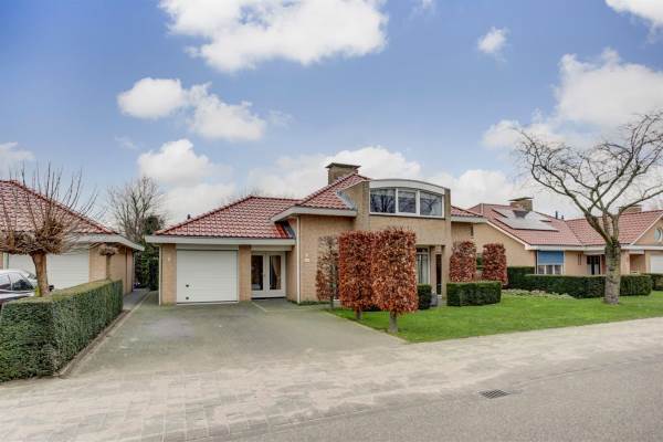 Woning Golfresidentie 156 Dronten