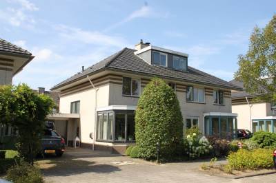 Woning Ambachtsherenlaan 18 Mijnsheerenland