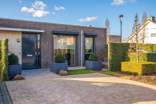 Woning Graaf van Egmondstraat 69b Oud-Beijerland